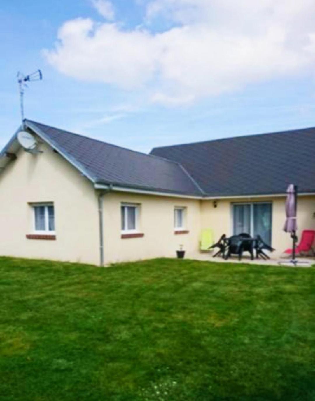 Plaisir En Baie Villa Saint-Blimont Exterior photo